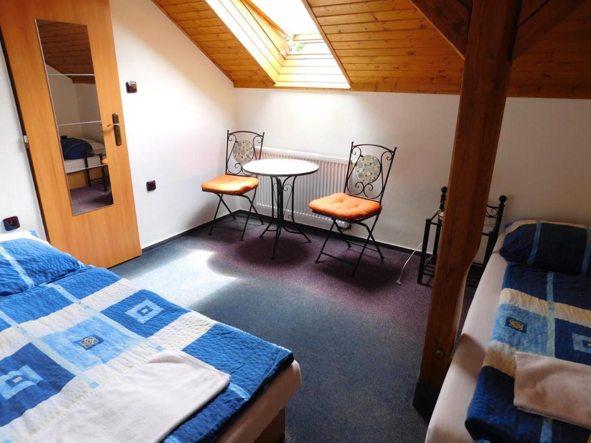 Pension U Mojmira Rokytnice nad Jizerou Buitenkant foto
